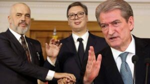 LIVE – Tensionet në veri të Kosovës ndezin Kuvendin në Tiranë