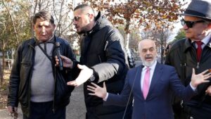 “Ulet me 1 lek çmimi energjisë elektrike”, qytetari: Ky kryeministër është fatkeqsi, po tall …