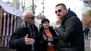 “Shqipëria më duket gogol”, qytetarja ankohet për burrin: Ky më mori në qafë, që më solli…