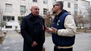 “Big Brother sëmundje për shoqërinë”, sociologu Tushi: Media s’mund te fluturoje ne menyre pindarike