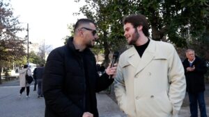 Djali me pardesy: Burri është koka, ndërsa gruaja qafa, por kush e lëviz kokën?!