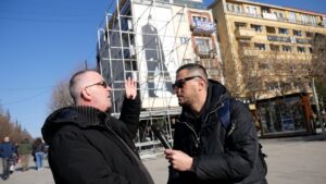 “Albin Kurti është kryeministri i shqiptarëve”, qytetari: Rama ka vlla Vuçiçin, ka përçarë Kosovën